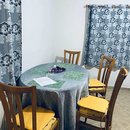 Apartment Christinas House Near Athens Airport-port-sea Artemida (Attica)
